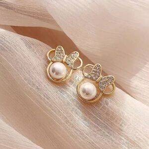 Minnie Mouse Pearl‎ Earrings S925 Silver Post nwt